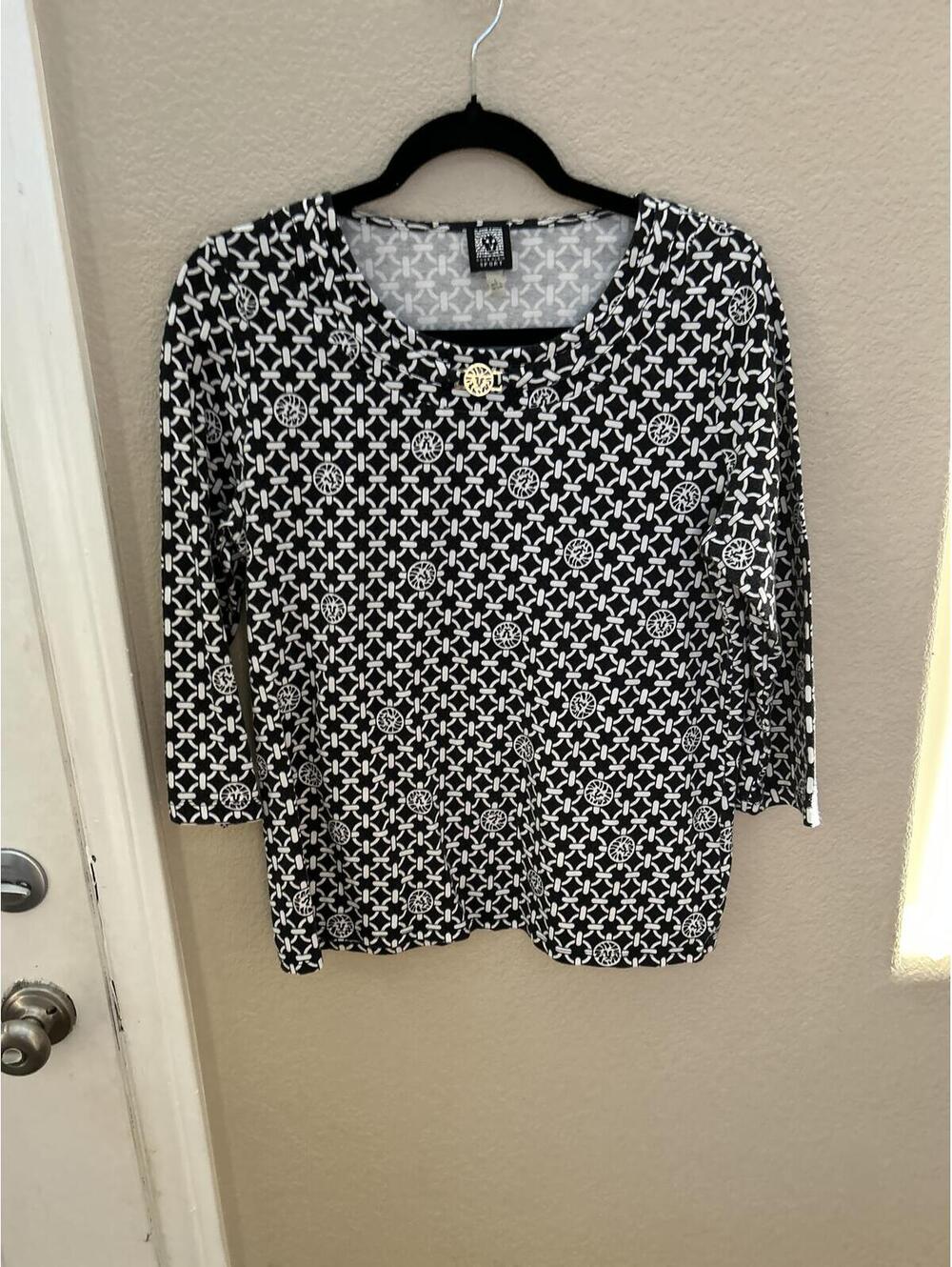 Anne Klein Sport Black and White Patterned Long Sleeve Top Size L